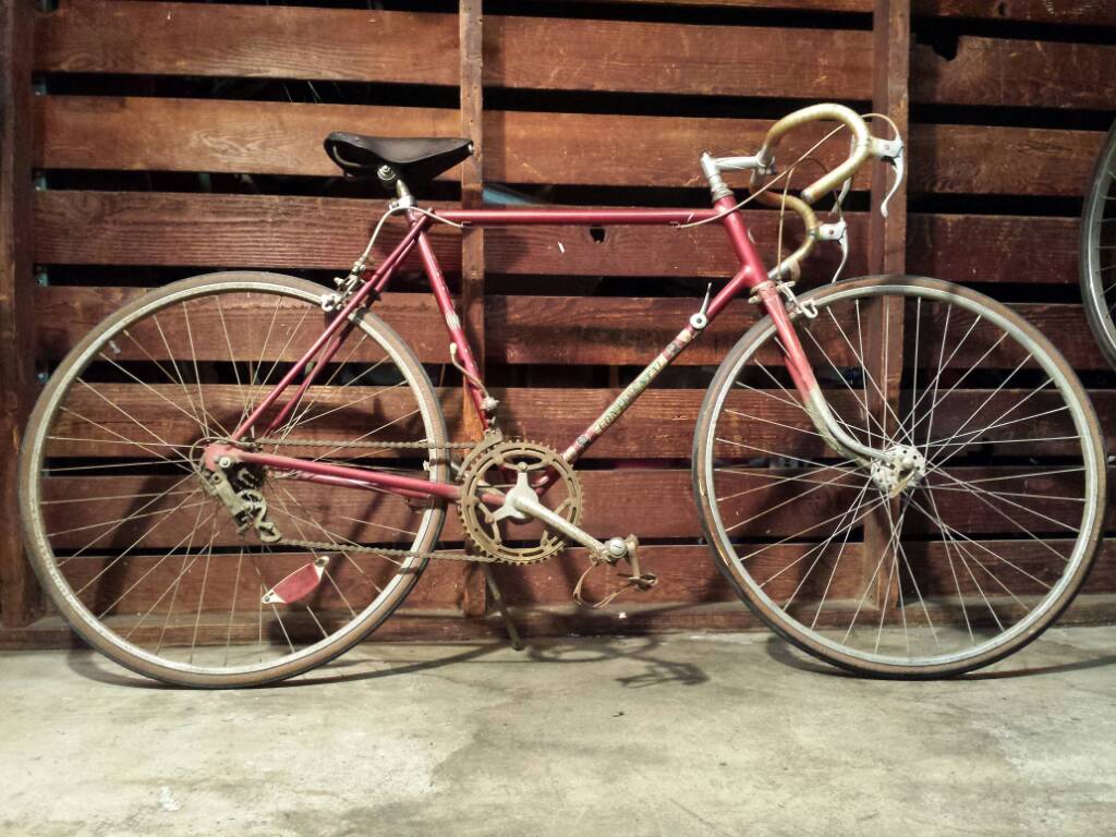 schwinn radiant bicycle 1960 Radiant Red Schwinn Continental | Lightweight Schwinn Bicycles
