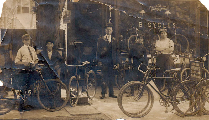 1890s_bicycle_shop.jpg