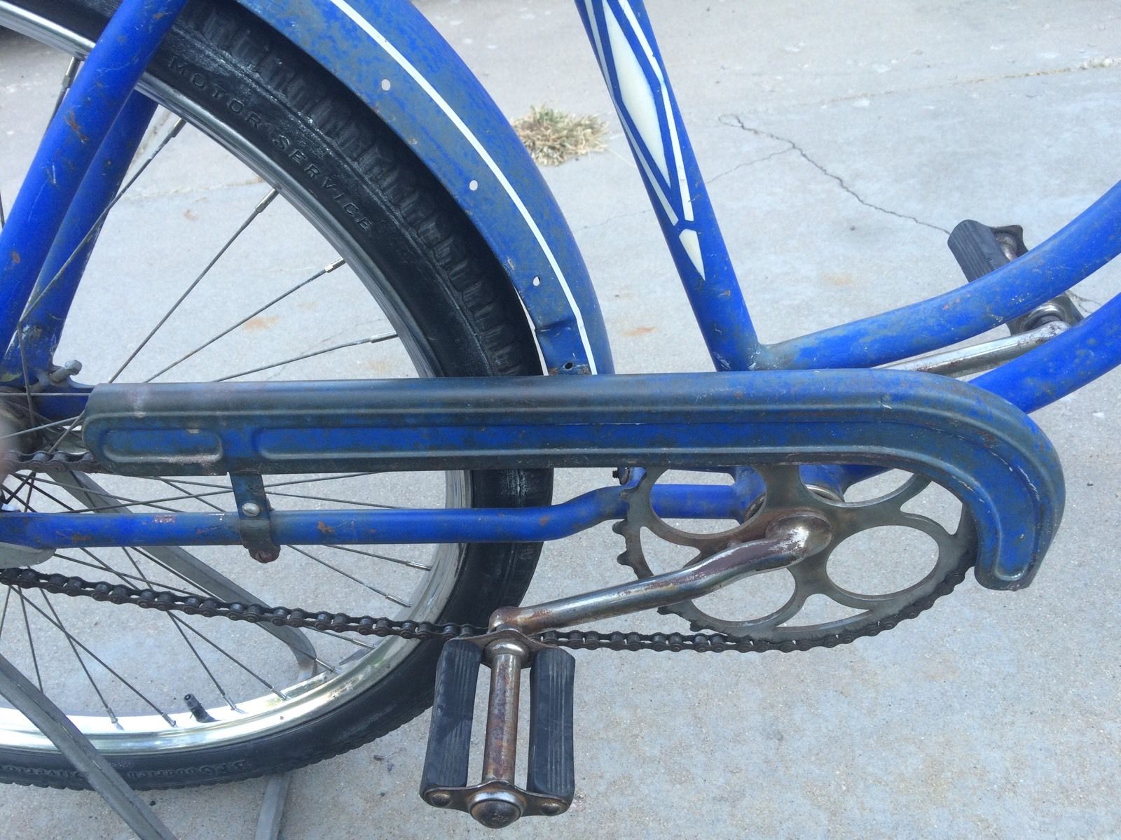 Hello all, long time biker first time forum-er. Trying to identify