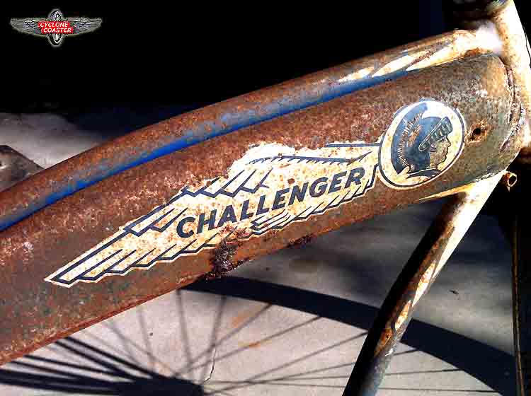 1940 BFG Schwinn DX Crusty tank acid CC.jpg