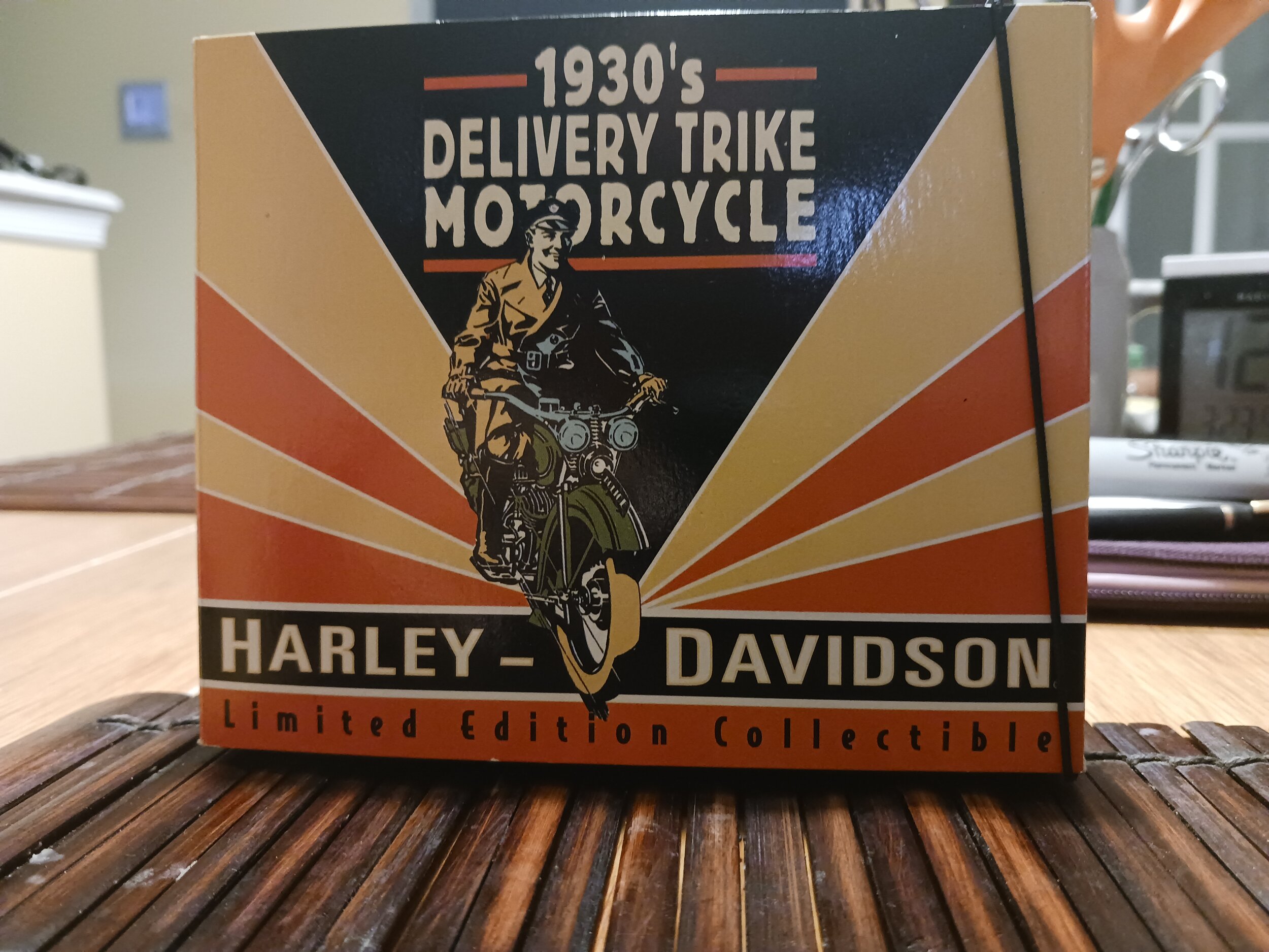 Stunning Harley Davidson Collectables Vintage Pictures
