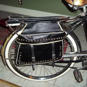 vintage saddle bag bicycle