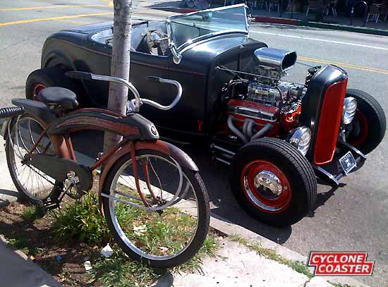 4-4-10 1938 Shelby Airflo & Ford Hotrod.jpg