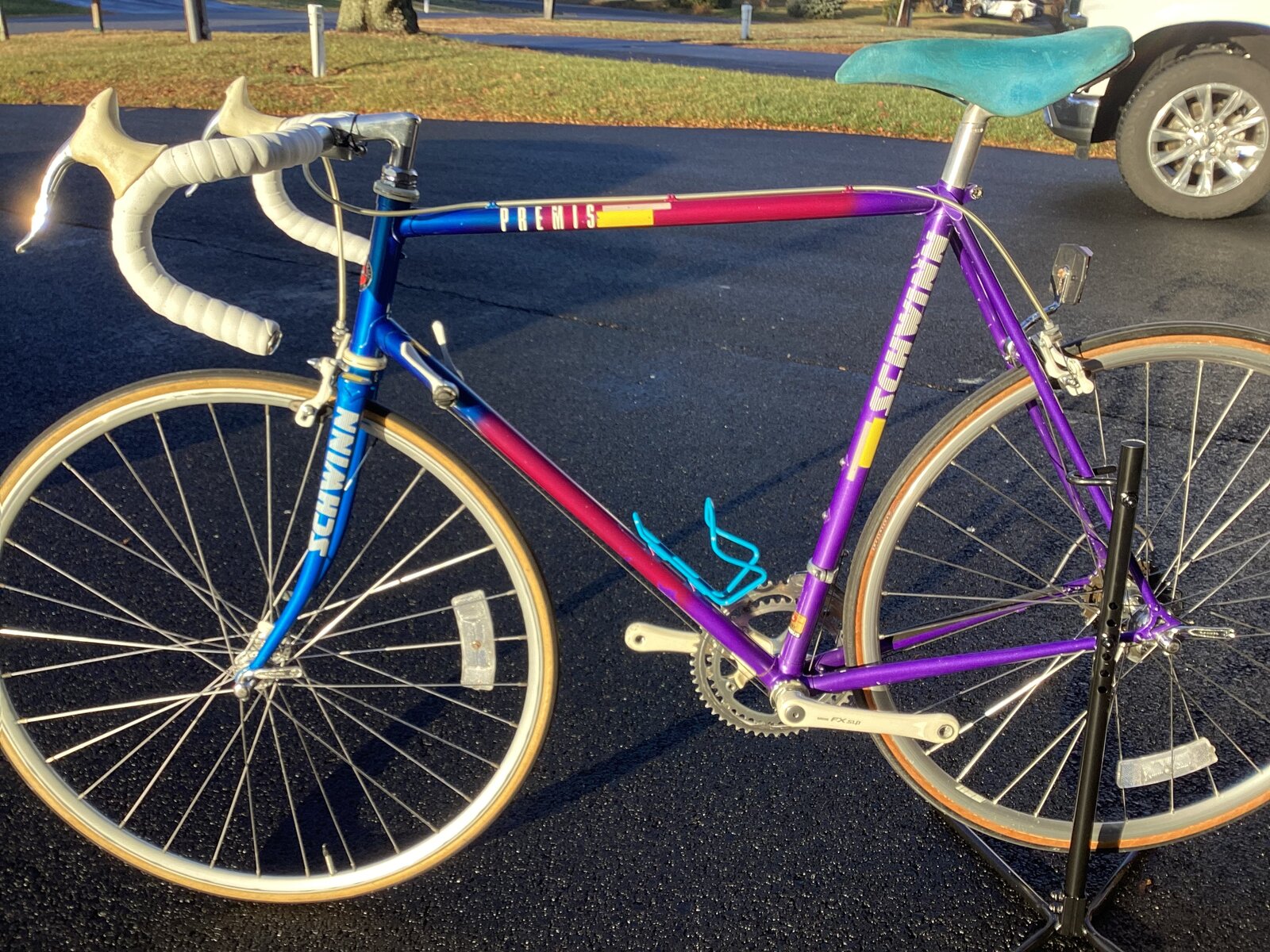 1986 Schwinn World Sport Schwinn Premis Lightweight Schwinn Bicycles The  Classic And Antique Bicycle Exchange