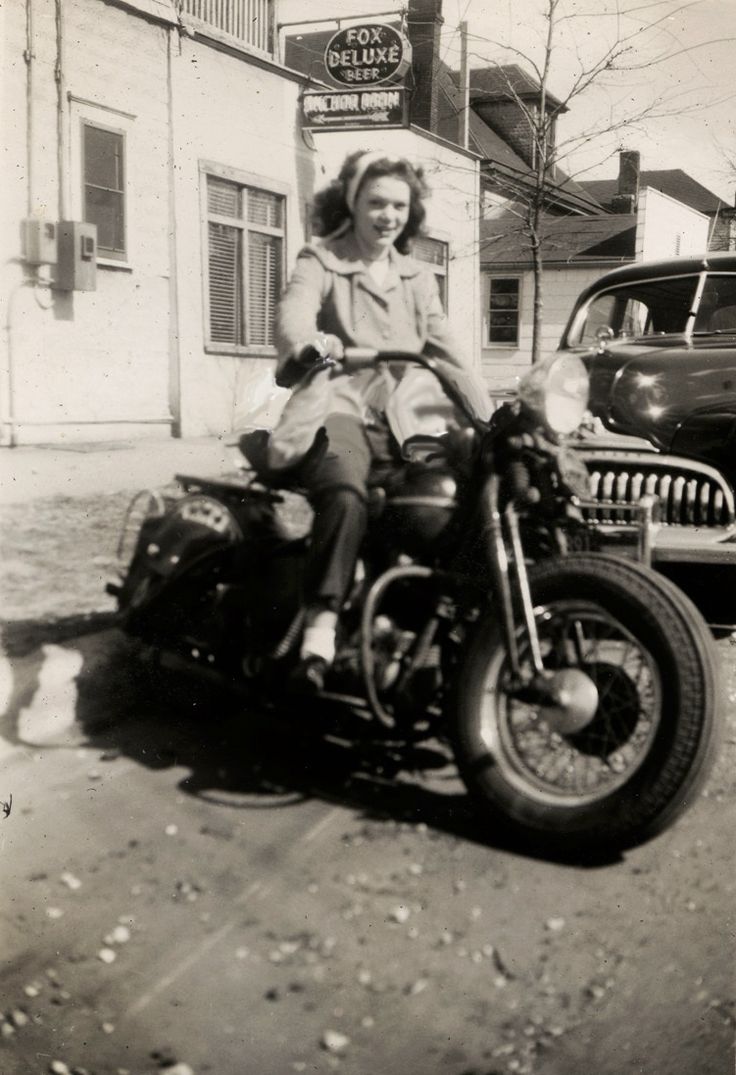 Bikes & Women | The Classic and Antique Bicycle Exchange