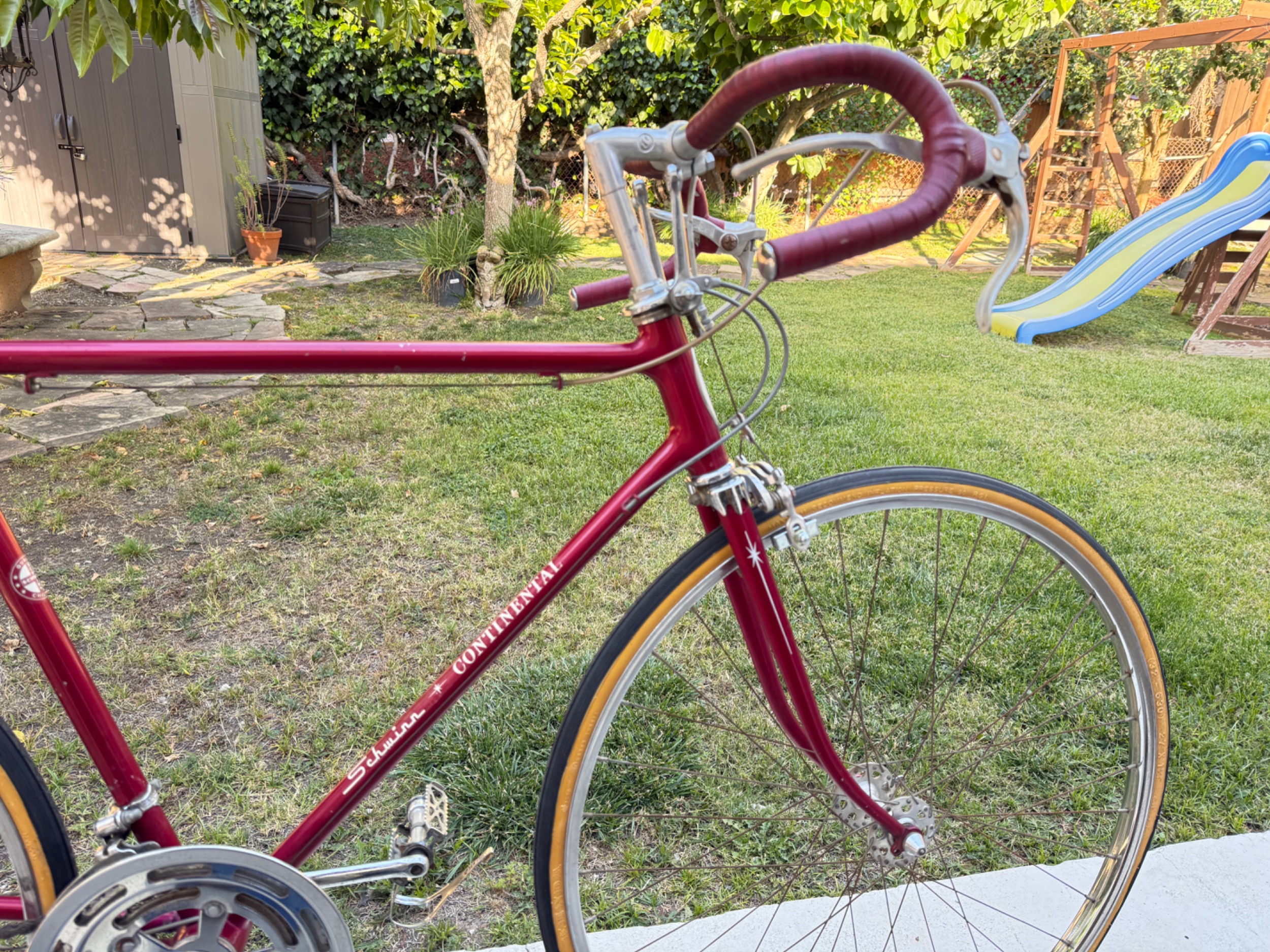 1971 Schwinn Continental 10-speed Bike in Burgundy | Sell - Trade: Complete  Bicycles | The Classic and Antique Bicycle Exchange