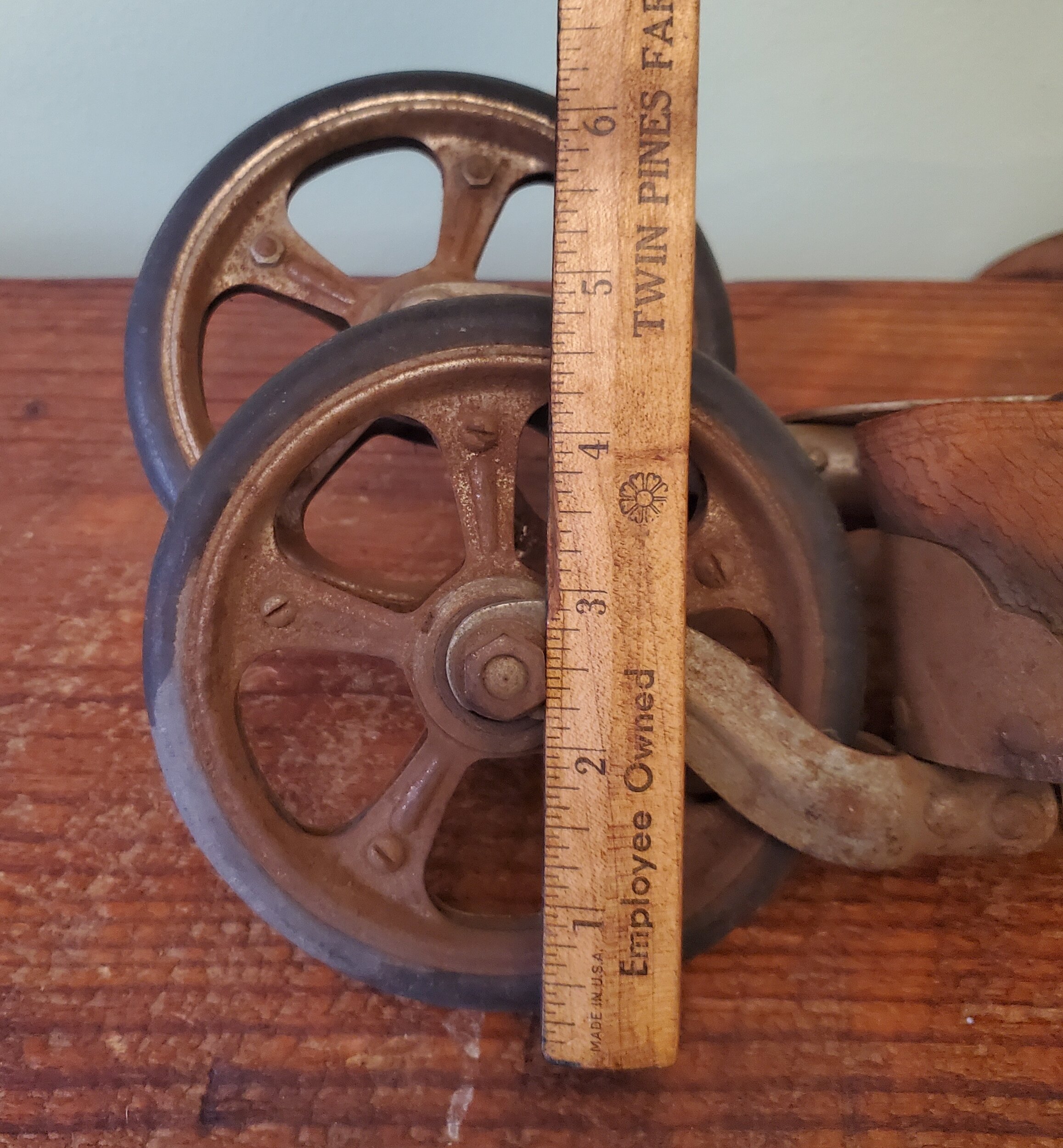 JJ Young Automobile Cycle Skates6.jpg