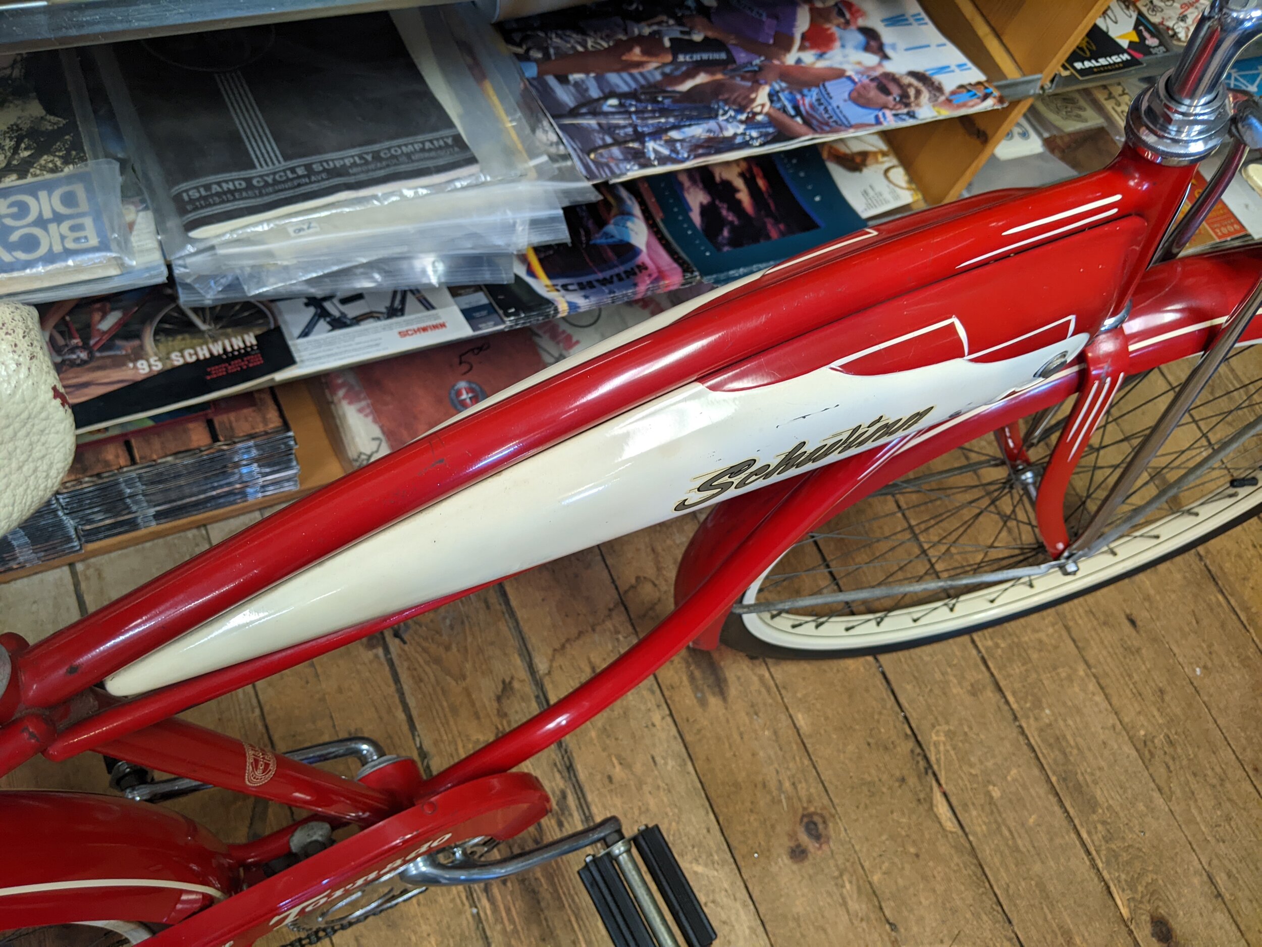 1960 Schwinn Tornado Deluxe Middleweight Straight Bar Tank Bike