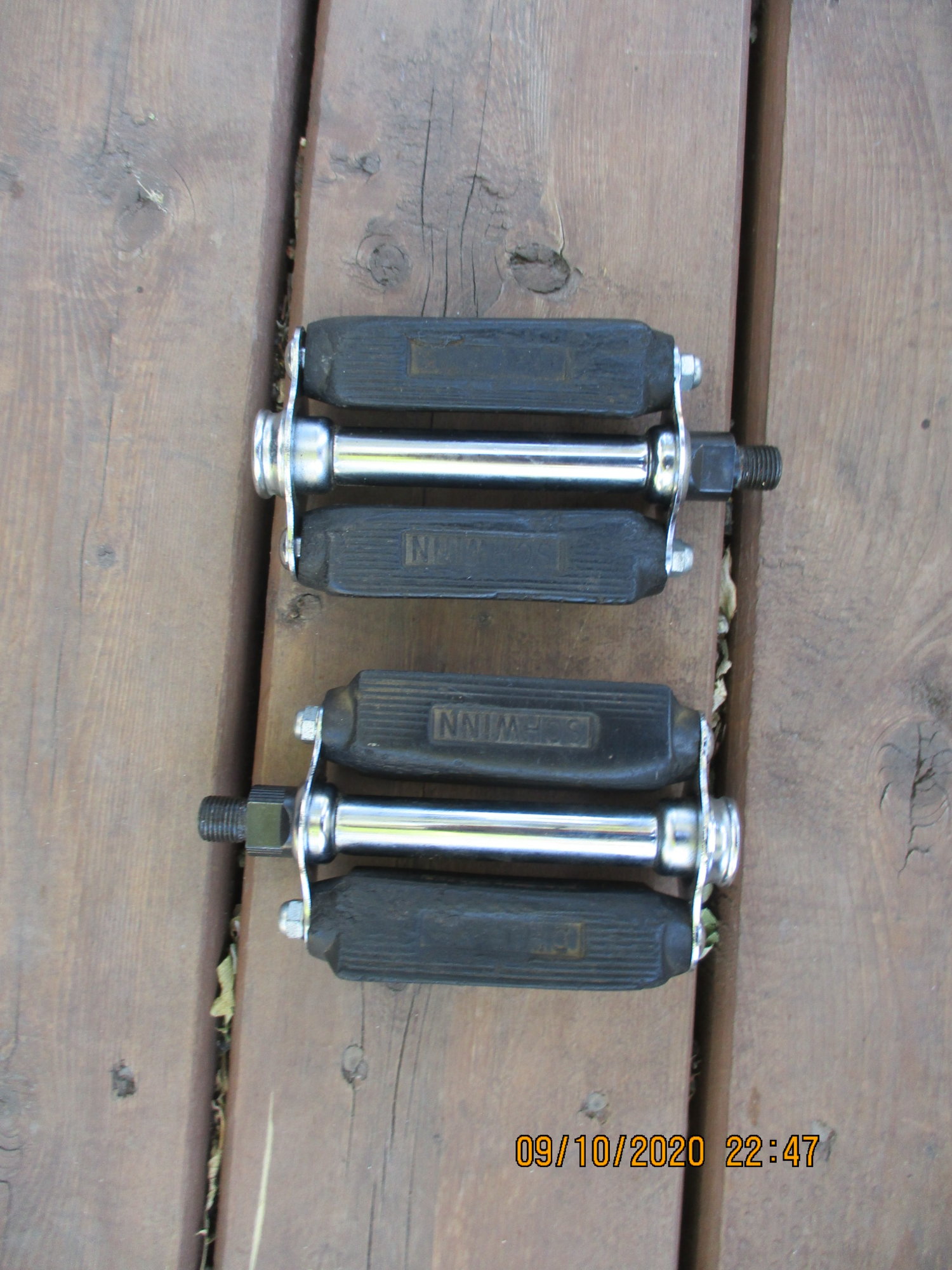 schwinn ped 1.JPG