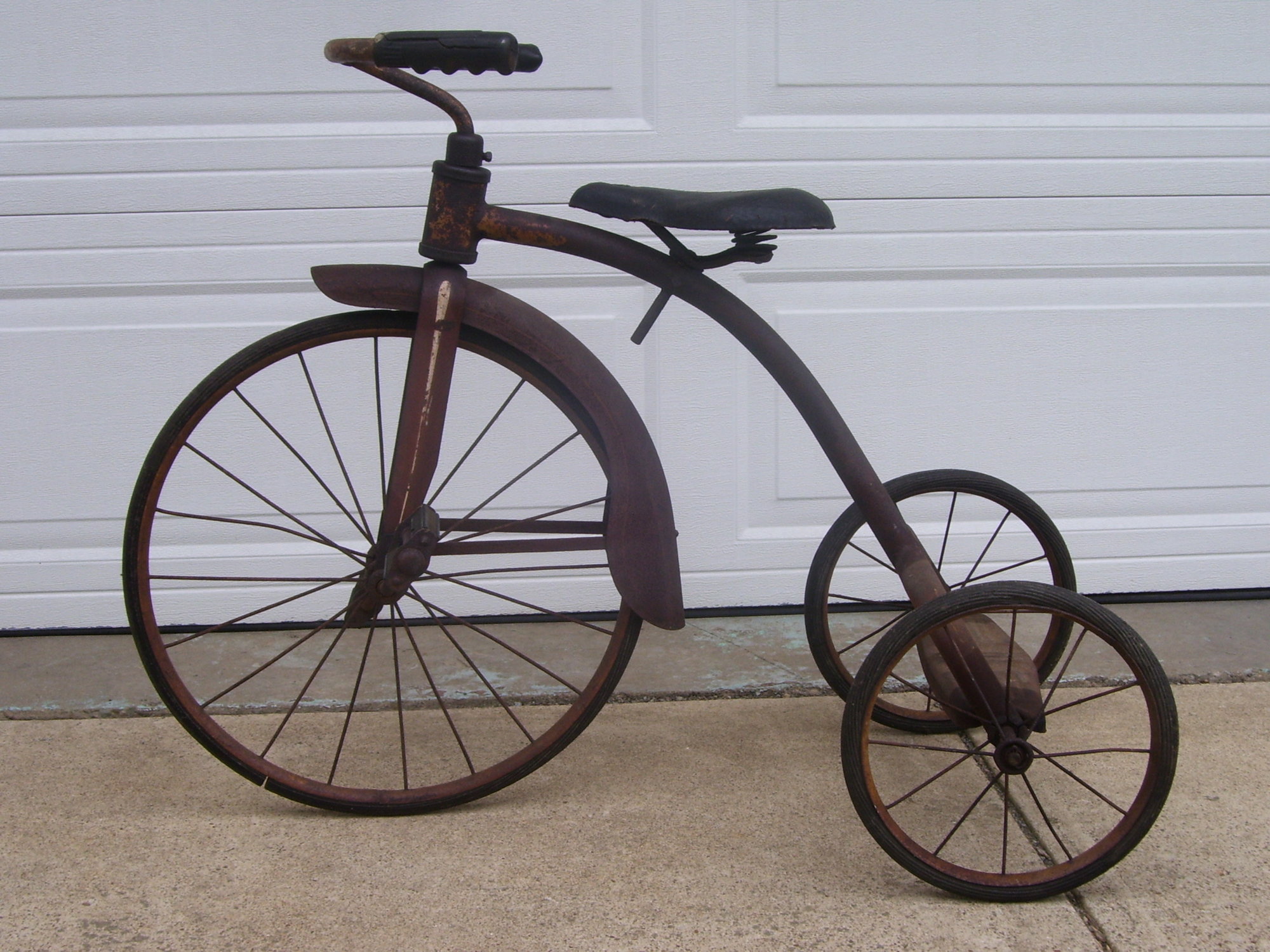 tricycle 018.JPG
