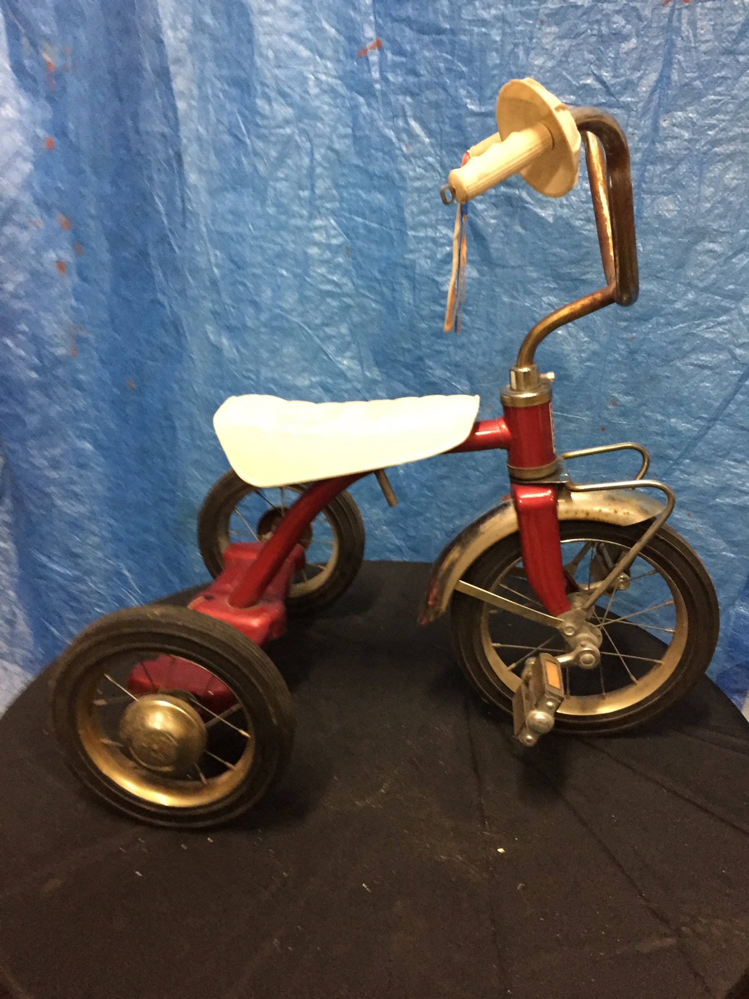 Vintage CCM 10%22 Trike Red - $50.jpg