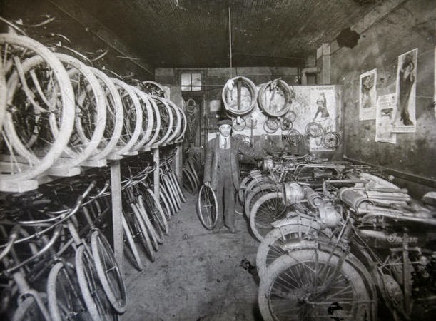Vintage Photos of Motorcycles and Their Riders in New Jersey (25).JPG