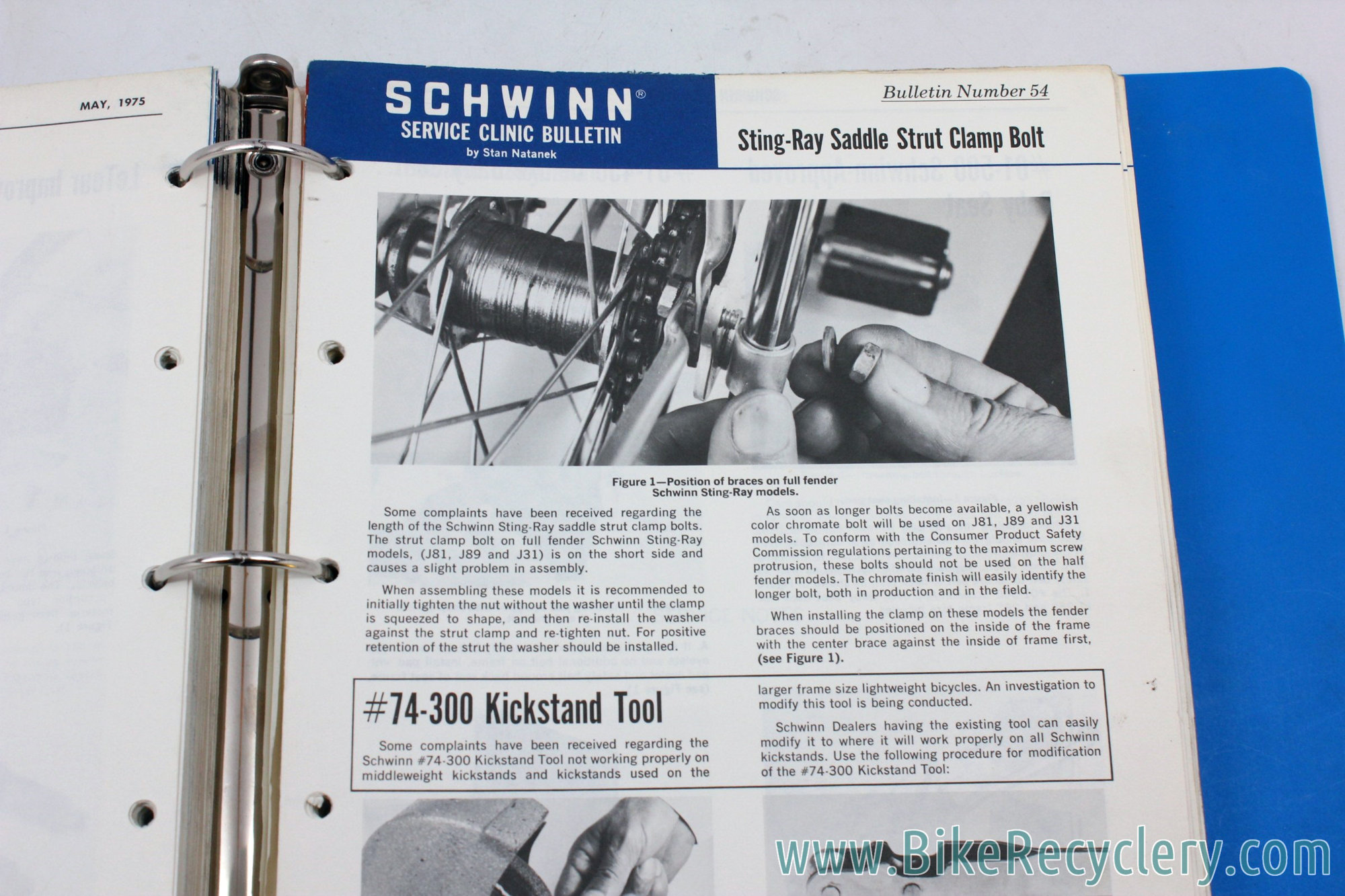 vintage_schwinn_memorabilia_catalogs_dealer_service_manuals_17766.JPG