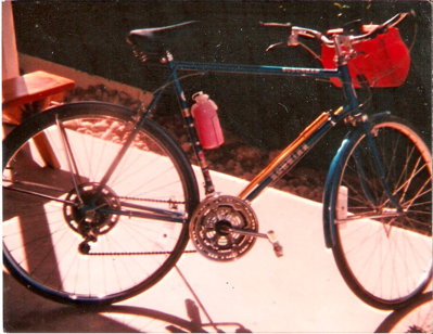 1982-06 bike Schwinn Suburban blue.jpg