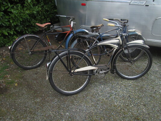 swap meet bikes1.JPG