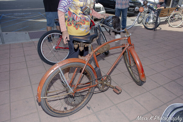 OrangeCircle4922-12.jpg
