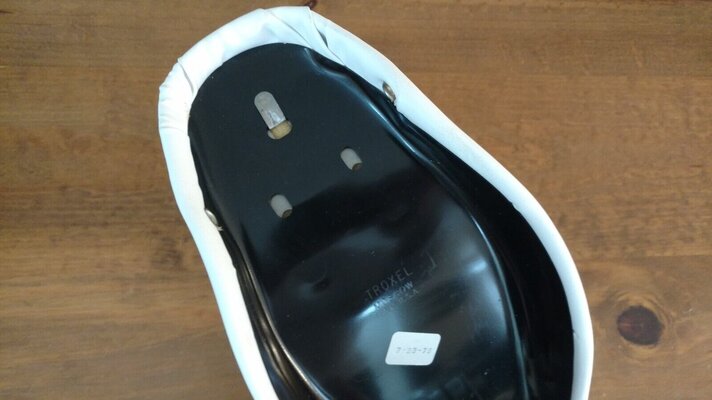 Seat 9.jpg