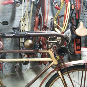 1918 Sear's Chief: Battery tube moved to handlebars