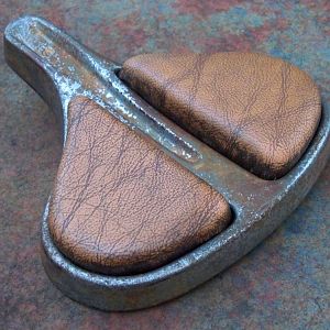 TRM Christy Saddle vintage finish