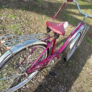 SOLD: 1966 Schwinn Starlet III