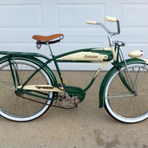 1952 Schwinn Deluxe Hornet