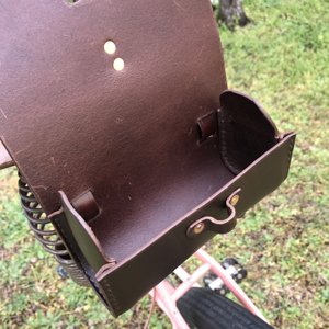 latigo tool pouch