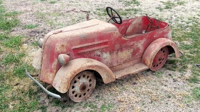 cyclops pedal car