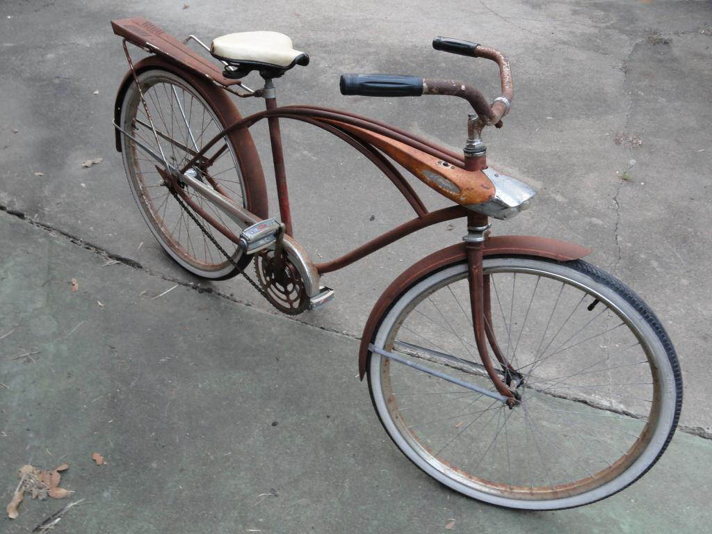 Picked up this JC Higgins Flightliner at a swap meet. Did a mechanical restoration and changed the seat and pedals. Also added 'aged' whitewalls.