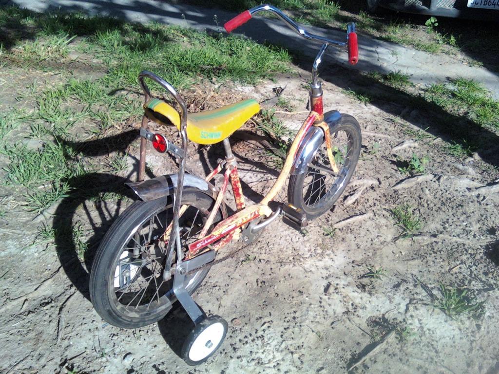 Schwinn sting-ray pixie